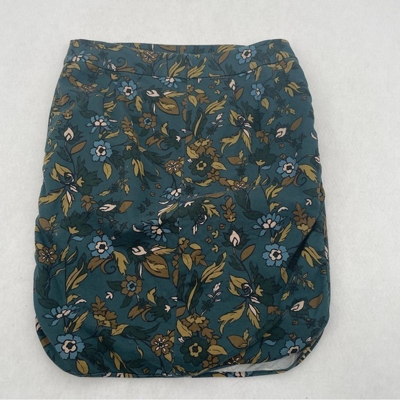 ANN TAYLOR LOFT Women’s Knee Length Pencil Skirt Blue/green Floral size: 6 - Picture 2 of 10